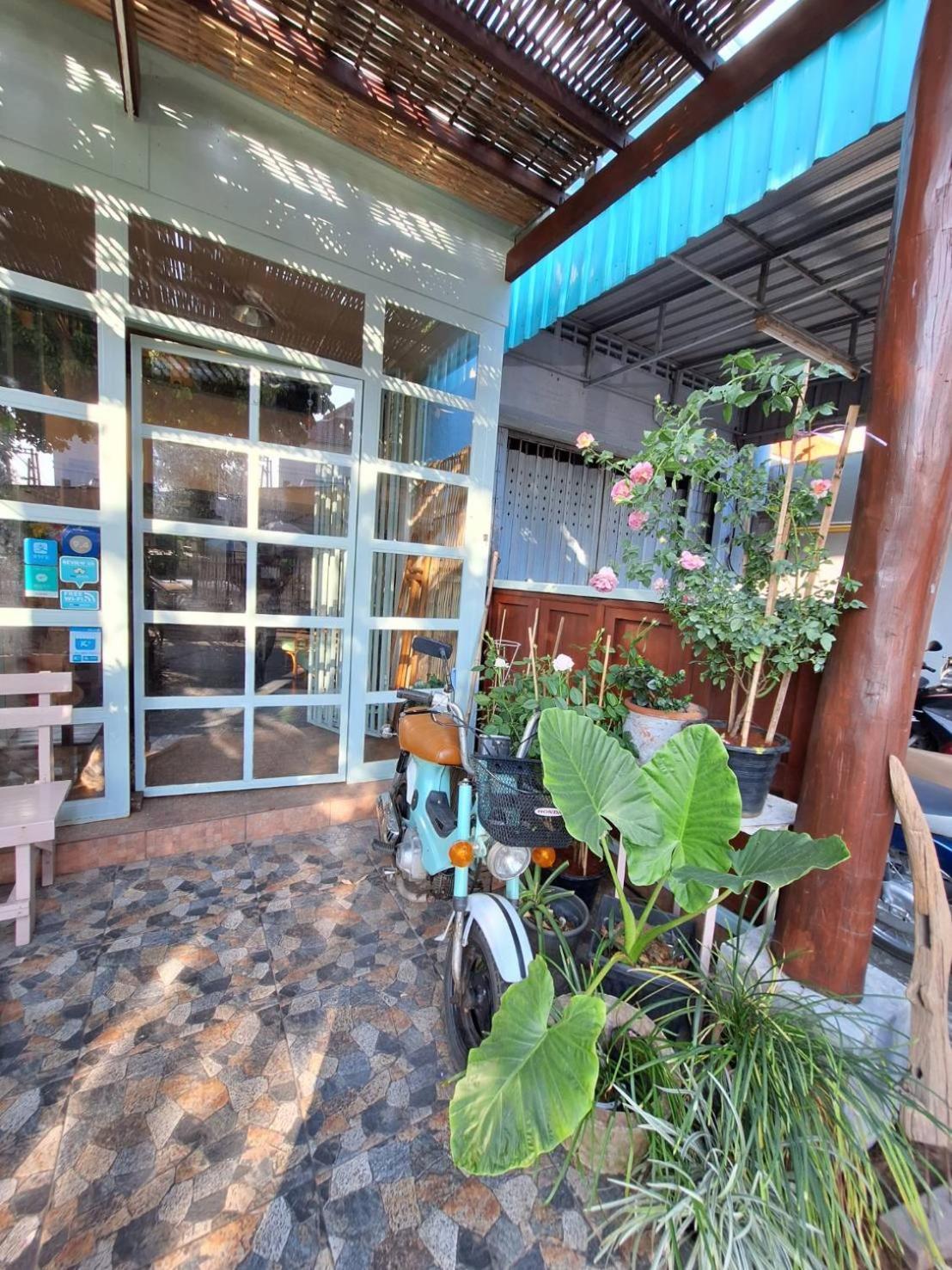 The Commonroom Cnx Chiang Mai Zewnętrze zdjęcie